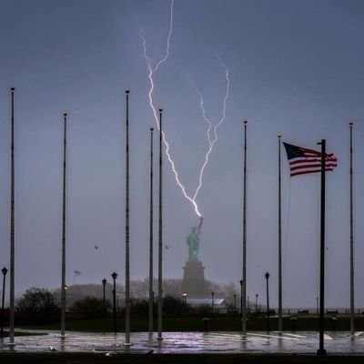 khetsbar's profile picture. 