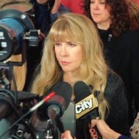 harriet 🌙 (@blackmoonpoet) 's Twitter Profile Photo harriet 🌙 (@blackmoonpoet) 's Twitter Profile Photo