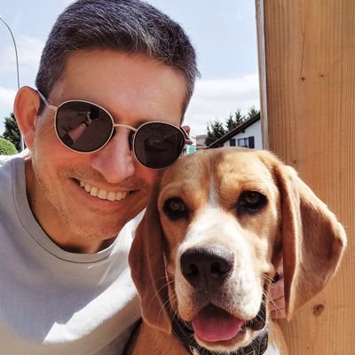 Donostiarra. Socialista. Aita. Bond 🐶
Cuando me muera, voy a legar mi cuerpo a la ciencia-ficción (Steven Wright)
(Cuenta Personal)