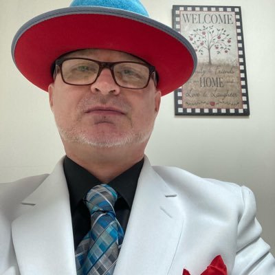 The link on my profile will take you to a platform where you can earn money daily. This is the best project I've ever come across in my entire life. Wow! 😱