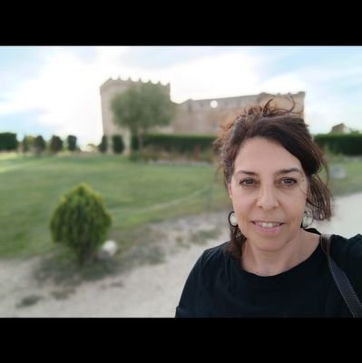 Teacher & learner apasionada de la educación. Interesada en AI en la educación,PBL, AACC,Critical th.,TEA, Euroscola 2018 https://t.co/DesKM4RYbm.