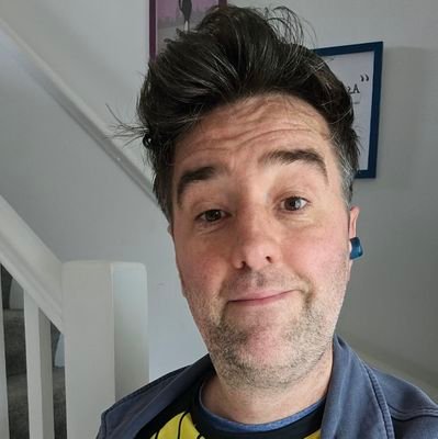 Podcaster, standup comedian and FPL addict. 8k 20/21, 16k 22/23. Taking hits as you read this. Palace fan, for my sins. (He/him)