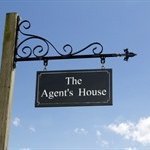 At the Agent's House, we provide both self catering apartments, traditional bed and breakfast accommodation, private dining and small events.