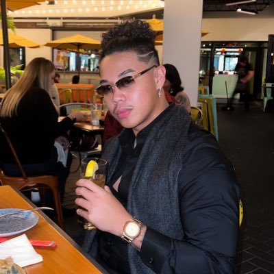 officialyangsta's profile picture. Glitch In The Matrix 🌐