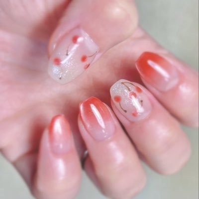 ジェルネイルがメイン💅カメラやお菓子作りもスキ📷🍪2児のママ🧚‍♀️無言フォロー失礼します🙇‍♀️ネイル好きなお友達募集してます、仲良くしてください🎀✨