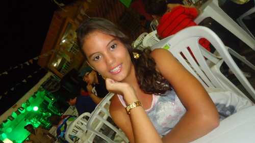 #Deus...15 aninhos,Escorpiana, Sonhadora, Ciumenta, Sensivel, Teimosa, Chocolátra, Amo Musica  Torcedora do Santa Cruz  Sonho: ser Psicologa.
