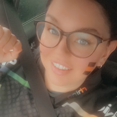 Sheffield Steelers 🧡🏒                                         Mamma To 3 💖💖💖                                              Teaching assistant 🏫 👩‍🏫