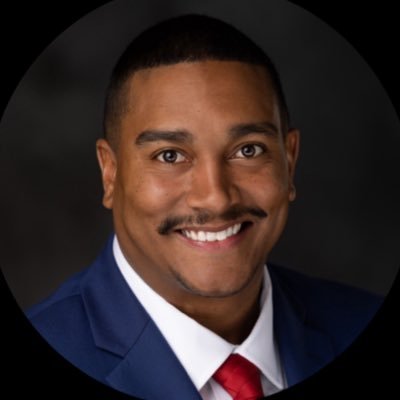 Former M&A and CRE banker 💰turned developer & builder🏡 | Scaled start up company from 4 homes to 80+ homes a year in 3 years 😎 | Production Builder 👷🏽♂️