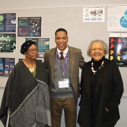 MandilulameM's profile picture. African Existentialist. Pan-African Nationalist. African Union-European Union Youth Core Group. B20 Digital Transformation Task Force Team Member.