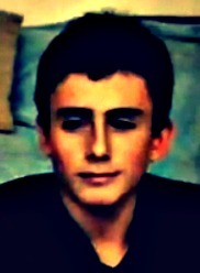 Ator e Modelo, atualmente na novela REBELDE. interpretando o Raul. Eu acho assim sou o tipo certo de garoto errado.