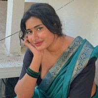 Rashmi Bhabhi(@sirfapni) 's Twitter Profile Photo