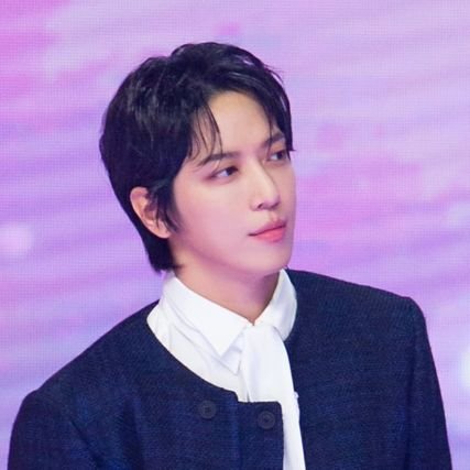 정용화🩷/ 고무 1기🫠/ 아기보이스 👼
