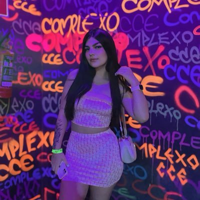 🇧🇷🫶🏻😎✌🏼👙