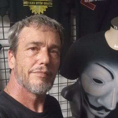 Proud American, musician, professional artist, small business owner. Dagger Stands With Ukraine! 🇺🇲🇺🇦🏳️🌈🏳️⚧️