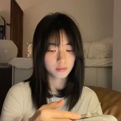 blursqy's profile picture. things i love (a lot)