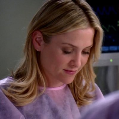 your daily dose of content for the double board certified, chief of pediatric and fetal surgery, super gay, gayest of gays, lesbianic. — arizona robbins!