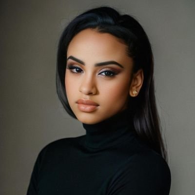 Modelo Profesional
Publicidad,pasarelas,figuración.
🏆Supermodel pasarela España 2022
👑 Miss Teen gran Canaria 2023