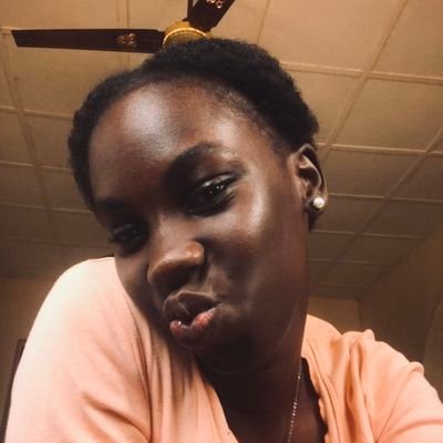 Imago dei✨🤎🇳🇬 // Computer science student in love with novels📚💻