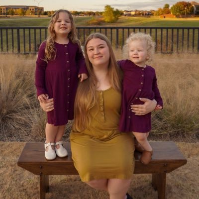 momma to Sophie, Ellie & Beau ⢠fetal surgery momma & spina bifida awareness š