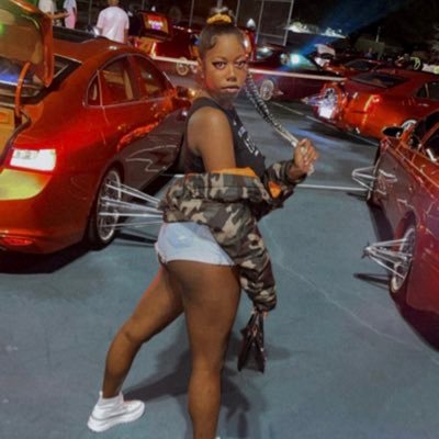 you in my business ❓ R.I.P Mommy 9.12.21 🫶🏾 Radio host 🎙️ #htownHOTTIE 💕👩🏾🤝👩🏽