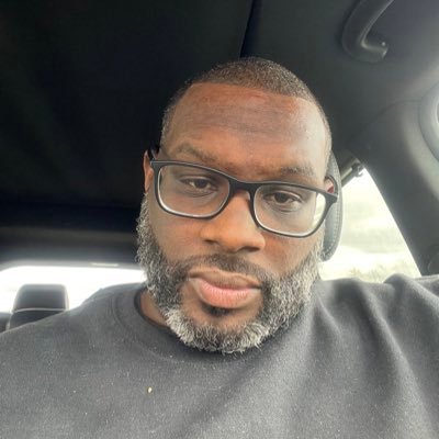 I’m Charles, Former Science Teacher👨🏾‍🏫 |👨🏿‍💻Software Engineer | BlackTech|Father|Husband| AφA 🦍| 🎮🖥️| I wash my legs