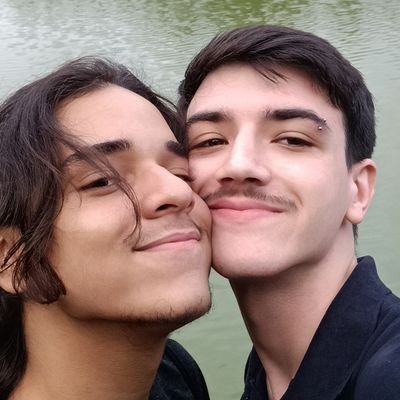 |🇧🇷|🇷🇴|🇮🇹|🇨🇿|🏳️🌈| ☭ |
A história não falha, nós vamos ganhar!