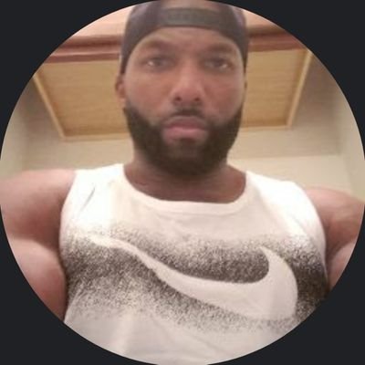 Co-Host of The Lightning Round Podcast

Contributor to
The Charger Chat Podcast

God Fearing.
Husband.
Father.

⚡BOLT GANG⚡
🔥HEAT NATION🔥
🪓BRAVES🪓
THE U