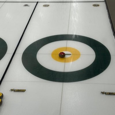 juniorcurlingMB's profile picture.