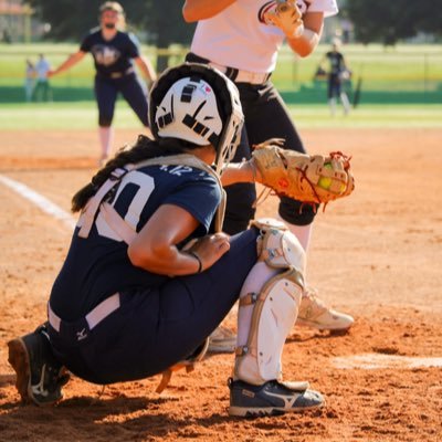RhileyBannister's profile picture. 2026🎓 C/1B - .688 BA - FCA Love 16u #00 🥎 4.78 GPA
