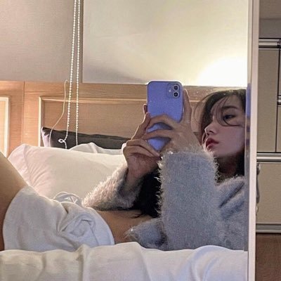 adzumi222627's profile picture. 