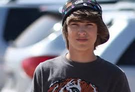 Gabriel_98rawr's profile picture. apenas mais um adolescente !!