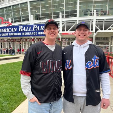 Journalism student at Ball State University. Aspiring sports writer/reporter. Writer for @sportskee1. Member of @almanaczachs