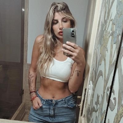 Hincha del Lobo.
Marplatense
°Soy zurda para escribir, Derecha para todo lo demás°