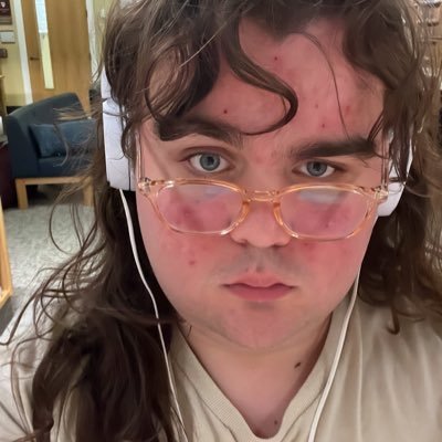 EvieC2209's profile picture. tired