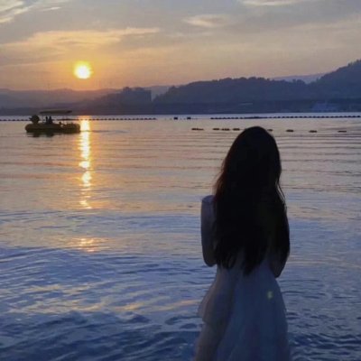 Redamancy159's profile picture. |Girls who love to laugh usually have good luck|
|Asian Business Owner |Fashion Designer |Artist at Heart🎨There is no substitute for perseverance in this world