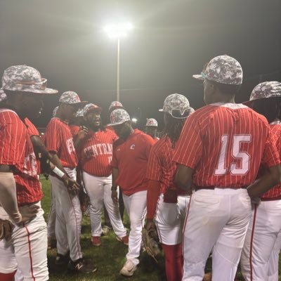 Man of GOD, Father, Mentor, & Head Baseball Coach at @CHSFalconsBSB.. “Worry about the things you can control & let GOD handle the things you can’t”