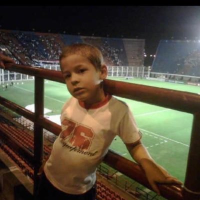 agusalejos_'s profile picture. aguantar los chaparrones