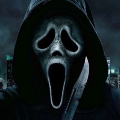 Small part-time streamer trying to build a good followage and community on twitch