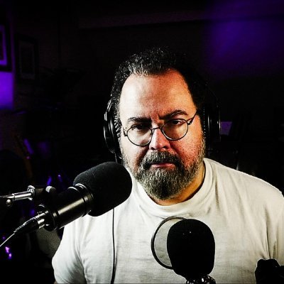 Musician, Composer & Polymath
| Poet & Visual Poet, Philosopher, Playwright, Screenwriter, Blogger
#poetry #visualpoetry #writers
#composing #writingcommunity