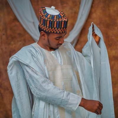 Auwal825's profile picture. 