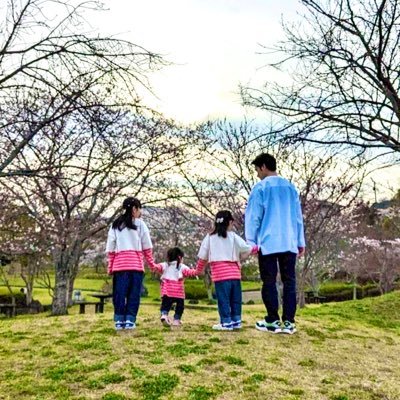 FicusWeb2's profile picture. Web制作会社やってます | WordPressエンジニア | 3児のパパ