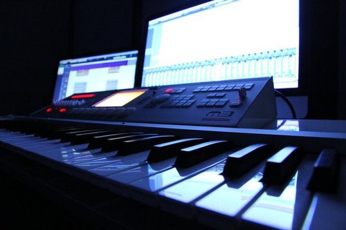 THE LABEL Infinity Musicworks
Infinity Musicworks is a step towards developing a new trend of quality music in local and international market.