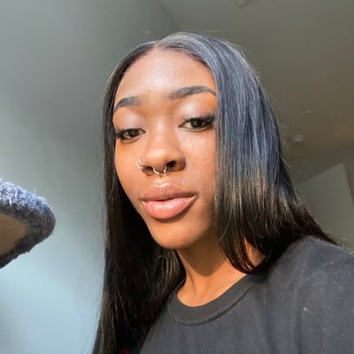 dotwebbb's profile picture. 