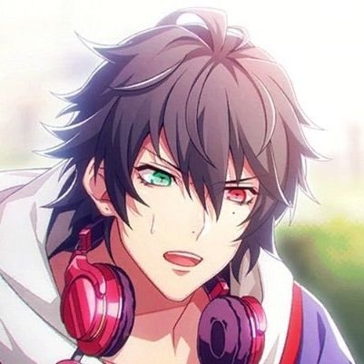 he/him - trans - 
 ♡ ichiro fan ♡
 ★ lobcorp, hypmic, vocaloid, code geass,  (+ other stuff) ★