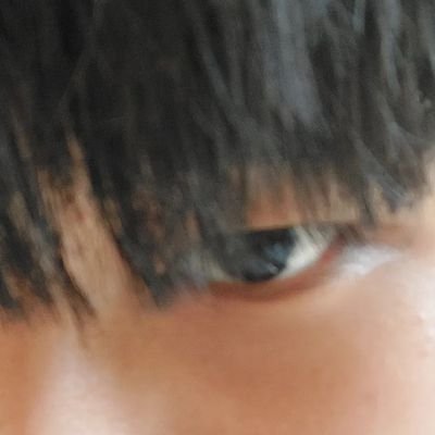 YKT1515771's profile picture. 177/67 18y 彰化 高雄 來認識 但不太會聊天 side 單 沒通知一定晚回 不換私照