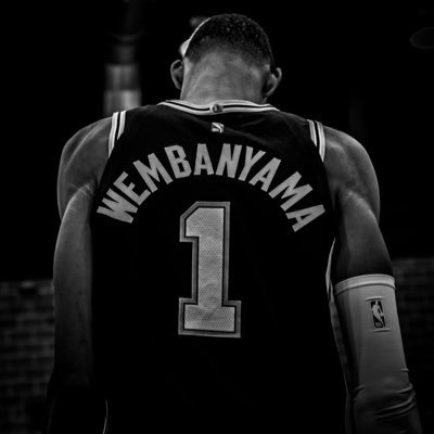 ToyaTuga's profile picture. #KCORP, 22y 💤 @cristiano / @realmadrid / @fcporto 🇵🇹