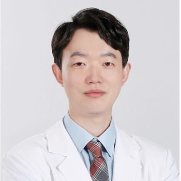 radiation oncologist
Seoul National University College of Medicine, SMG-SNU Boramae Medical center
