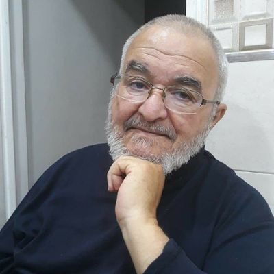 مخرج/سيناريست/أستاذ فن التمثيل (مسرح-سينما) بالمعهد المركزي
Metteur en scène/Scénariste/Prof. en actorat (Cinéma & Théâtre) au Conservatoire central d'Alger.