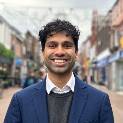 Labour's Parliamentary Candidate for Tatton @TattonCLP. Environmental policy expert 🌱. Find out more here: https://t.co/AmcfXwlhXw. 🌹