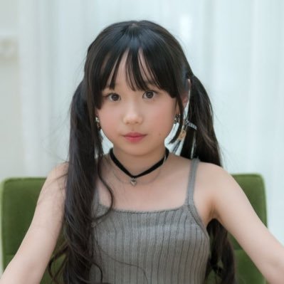 かわいいこを追いかけたい…🏃 娘🐧10歳 息子🦖6歳 👼2歳のママです🎀 娘のアカウントが2度目の🧊🥺🥺🥺来週作り直します🐧✨🐧さら🐧応援宜しくお願いします💘 お仕事の依頼、リクエスト撮影のご依頼はDMまで🐧❤️